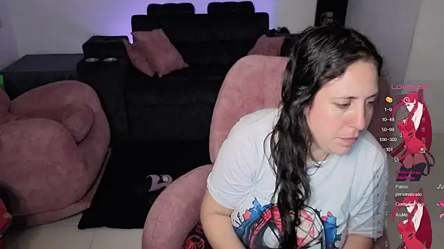 Snapshot of valery_adams1 chatting on September 10, 2025, 4:01 am valery adams1 online show from September 10, 2025, 4:01 am