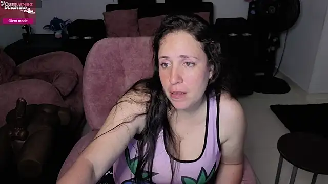 Snapshot of valery_adams1 chatting on October 6, 2025, 4:32 am valery adams1 online show from October 6, 2025, 4:32 am