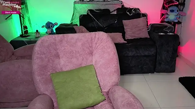 Snapshot of valery_adams1 chatting on October 7, 2025, 7:27 am valery adams1 online show from October 7, 2025, 7:27 am