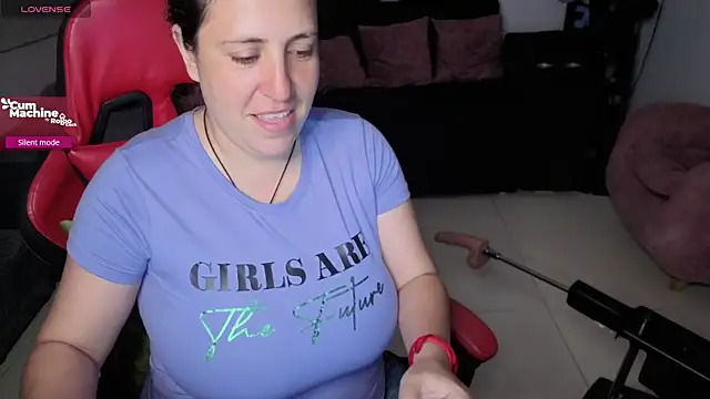 Snapshot of valery_adams1 chatting on November 13, 2025, 3:05 am valery adams1 online show from November 13, 2025, 3:05 am