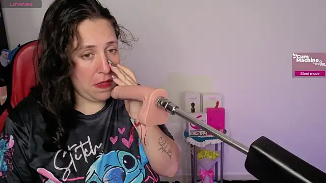 valery adams1 online show from March 7, 2026, 4:53 am