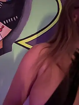 TamaraSavage online show from February 13, 2026, 10:55 am