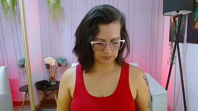 Britney taylor  online show from January 28, 2025, 9:29 pm