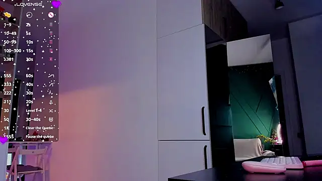  alleyesonme  online show from December 6, 2024, 9:10 am