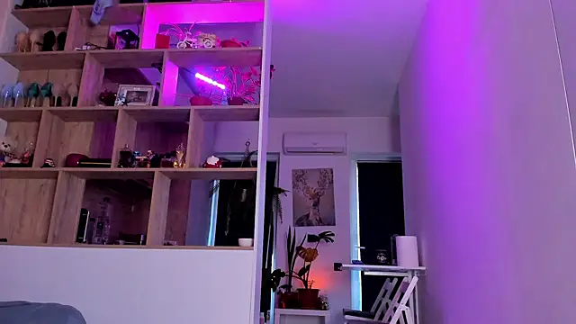  alleyesonme  online show from September 23, 2025, 2:53 pm