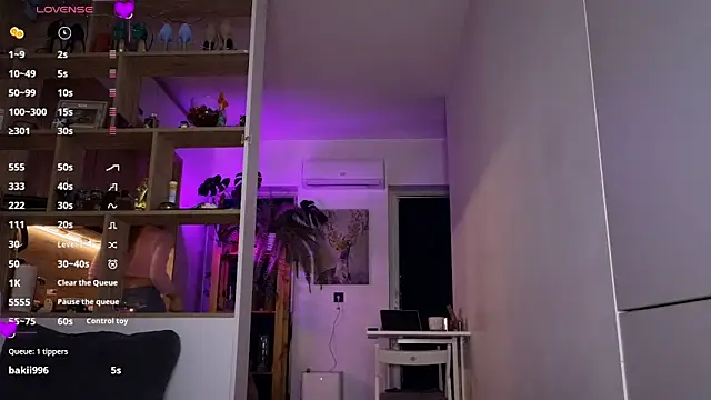  alleyesonme  online show from November 29, 2025, 4:21 pm