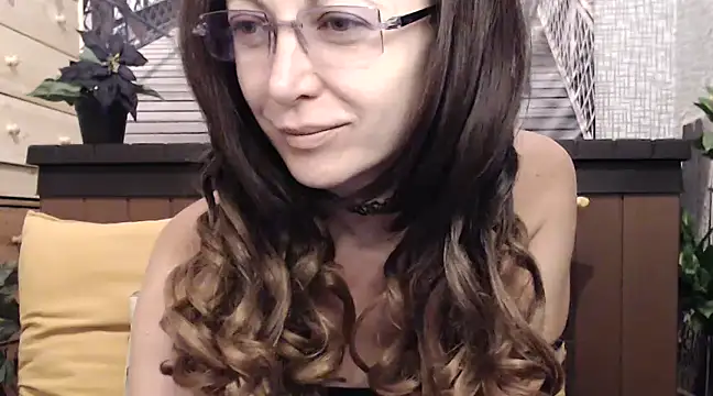 lilianleight online show from March 22, 2025, 9:13 am