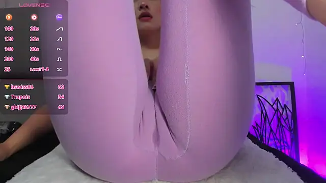 ADELINA CONTE online show from January 21, 2025, 10:30 pm