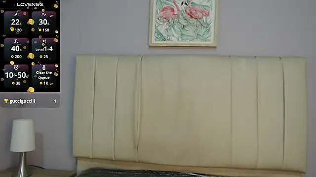 amy le01 online show from December 2, 2025, 1:28 pm