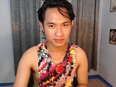 Snapshot of asiancuckyguy69 chatting on December 5, 2024, 4:53 am asiancuckyguy69 online show from December 5, 2024, 4:53 am