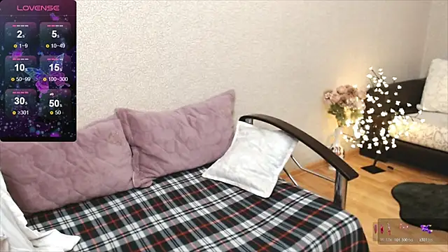 HotEva47 online show from April 1, 2026, 7:20 am