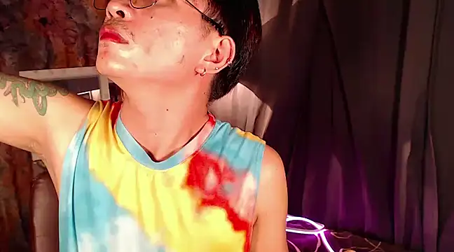 Sexy Handsome Drex online show from December 28, 2024, 8:16 am