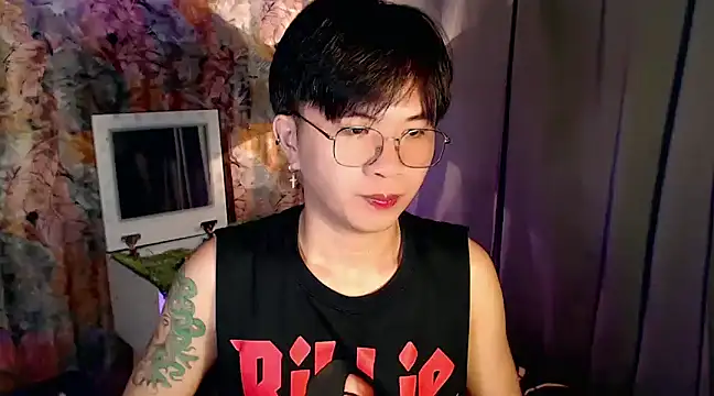 Sexy Handsome Drex online show from January 12, 2025, 10:12 am