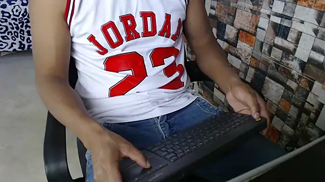 sexatlexx online show from November 4, 2025, 9:03 pm