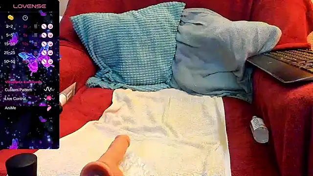 Miss Troya online show from September 22, 2025, 4:53 pm