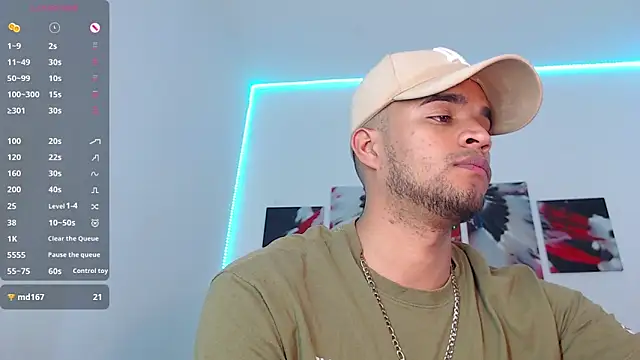 Bigcock 21cm  online show from December 4, 2024, 11:02 pm