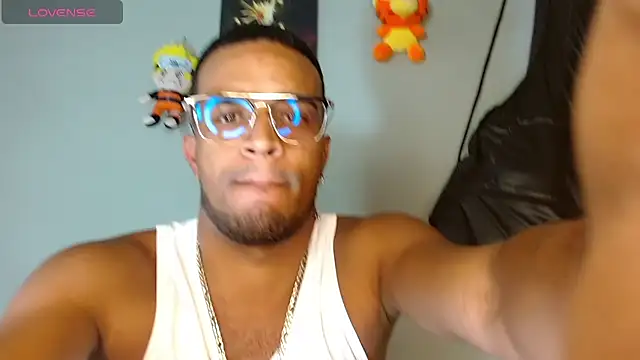 Bigcock 21cm  online show from November 18, 2025, 6:45 pm