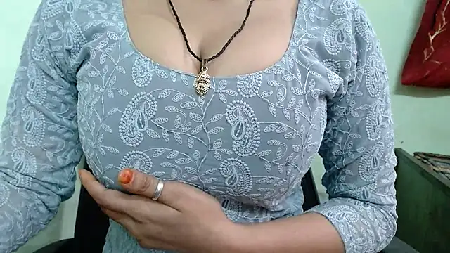 sweet-alia online show from September 14, 2025, 11:53 am