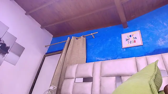 leon gaby online show from February 3, 2025, 7:21 pm