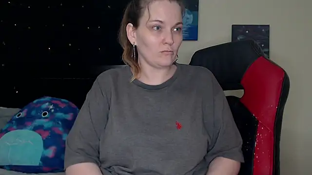 ToxicLilly online show from December 17, 2024, 7:40 am