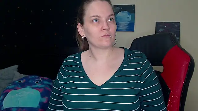 ToxicLilly online show from March 2, 2025, 7:54 am