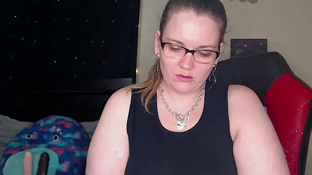 ToxicLilly online show from March 18, 2025, 8:25 am