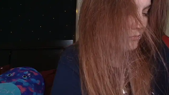 ToxicLilly online show from November 15, 2025, 9:39 am