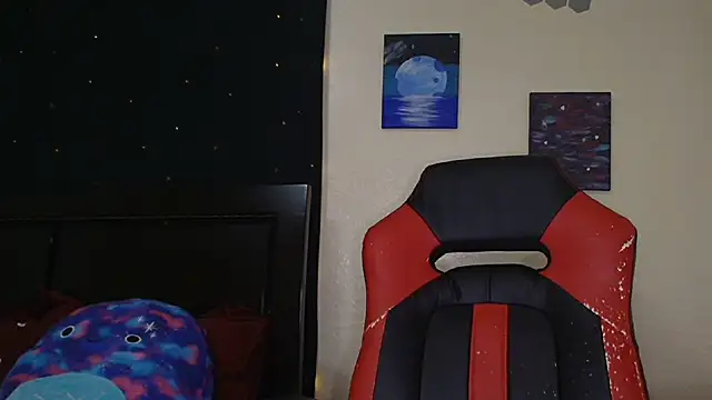 ToxicLilly online show from November 16, 2025, 9:48 am