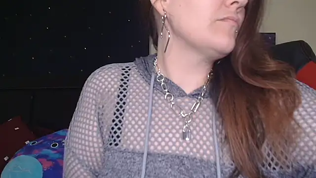 ToxicLilly online show from November 21, 2025, 10:36 am