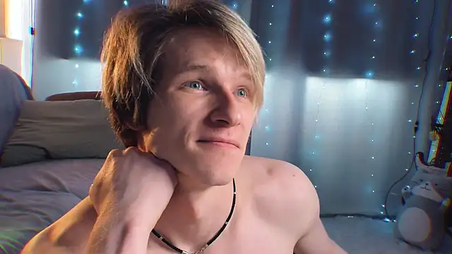Snapshot of Breston_Sweet chatting on June 24, 2026, 9:52 am Breston Sweet online show from June 24, 2026, 9:52 am