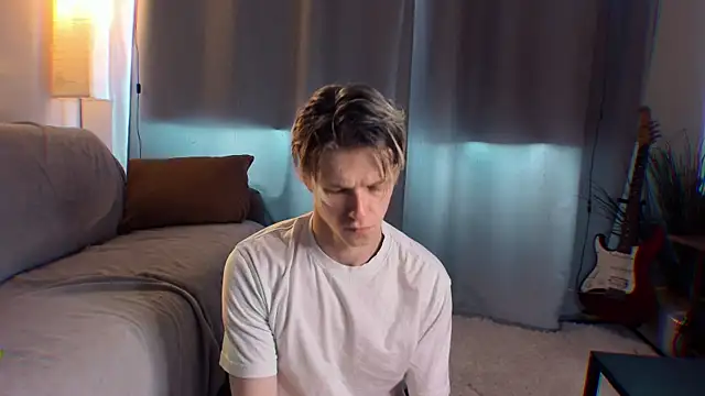 Snapshot of Breston_Sweet chatting on July 3, 2026, 5:58 am Breston Sweet online show from July 3, 2026, 5:58 am