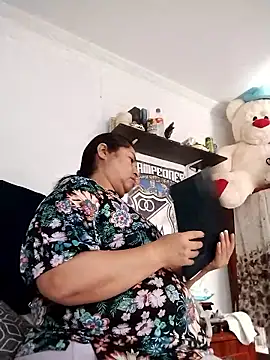 Keyla01  online show from September 26, 2025, 12:31 pm