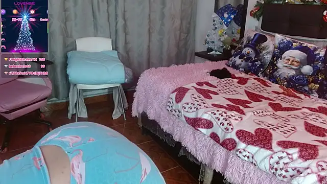 Keyla01  online show from December 22, 2025, 4:09 am