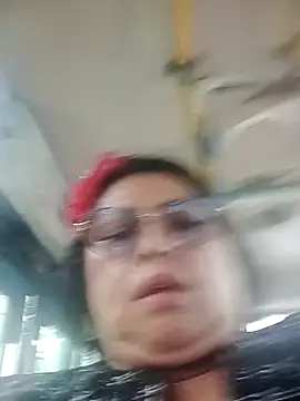 Keyla01  online show from April 17, 2026, 7:06 pm