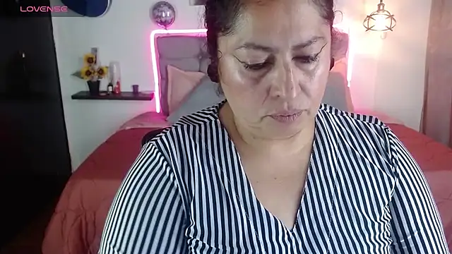 Snapshot of Keyla01_ chatting on July 29, 2026, 5:33 pm Keyla01 online show from July 29, 2026, 5:33 pm