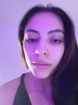 martiiaciar online show from February 27, 2025, 5:24 am