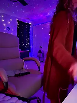 sage love online show from December 2, 2024, 4:42 am