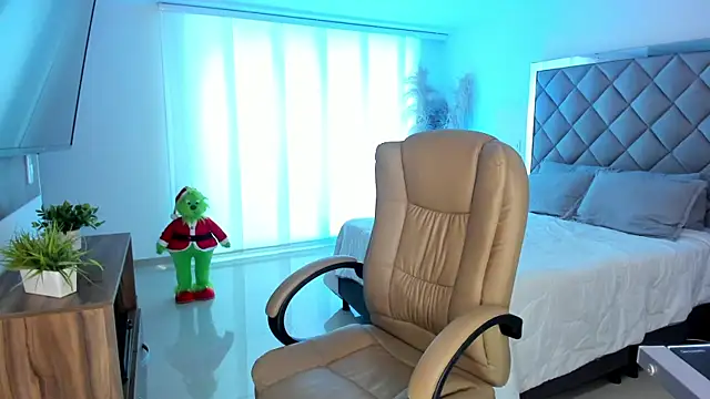 morganaramirez online show from December 21, 2024, 3:31 pm