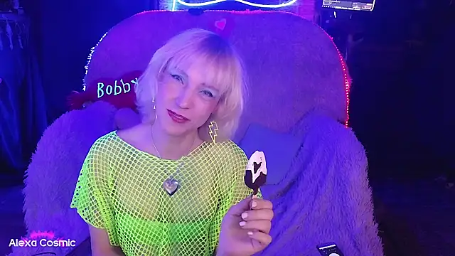 Alexa Cosmic online show from April 1, 2026, 11:46 pm