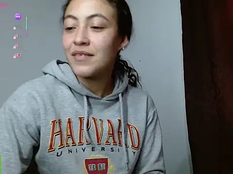 Snapshot of Olivia_Bright chatting on May 1, 2026, 9:08 pm Olivia Bright online show from May 1, 2026, 9:08 pm