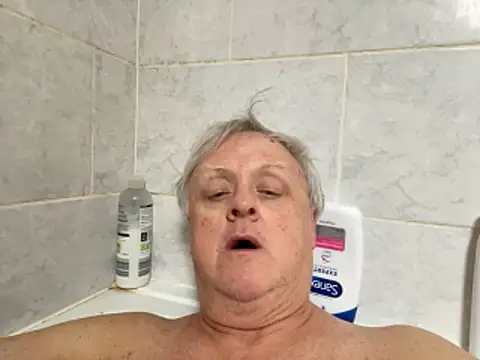 bigbadjon69 online show from April 2, 2026, 11:19 am