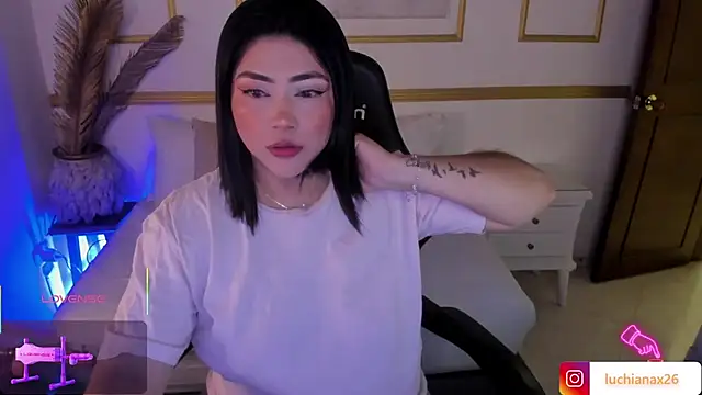 lucy26  online show from February 26, 2025, 2:15 am