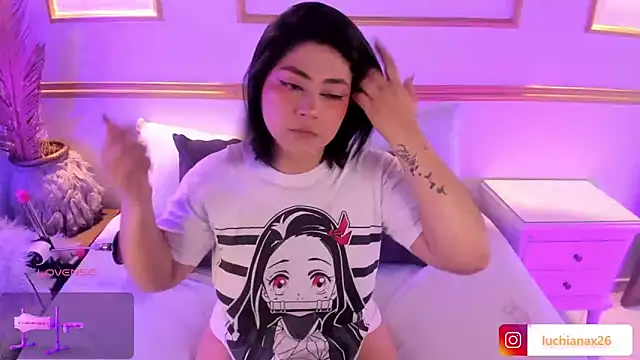 lucy26  online show from September 11, 2025, 2:11 am