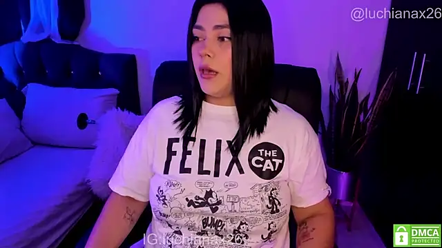 lucy26  online show from April 19, 2026, 3:17 am