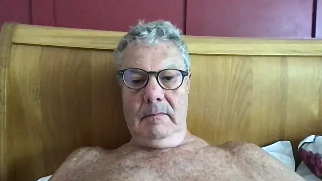 Snapshot of Oldpistolpete chatting on June 21, 2026, 10:51 am Oldpistolpete online show from June 21, 2026, 10:51 am