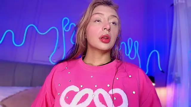 Sofly s online show from March 19, 2026, 11:47 am