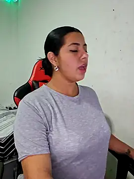 Snapshot of Mary_pinkish chatting on February 8, 2026, 3:10 am Mary pinkish online show from February 8, 2026, 3:10 am