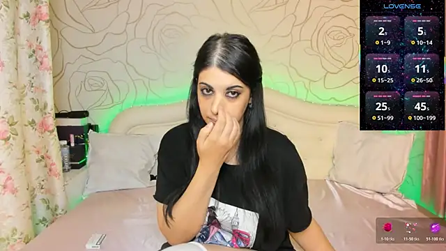 Elizabettalee online show from October 23, 2025, 8:40 pm