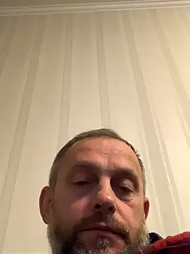 GHsveter online show from October 1, 2025, 6:14 pm