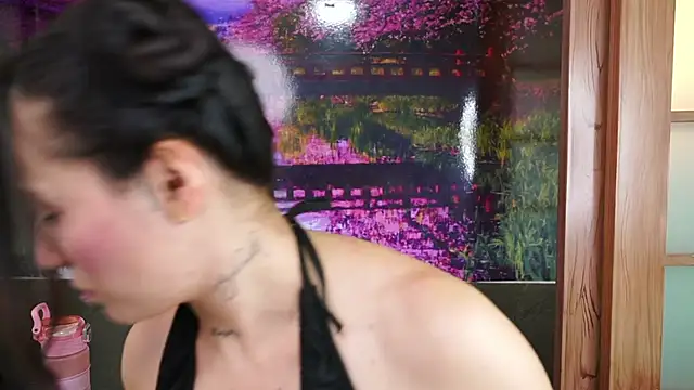 miss sharlotte18 online show from December 3, 2025, 6:06 pm